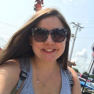 Meet your Posher, Samantha